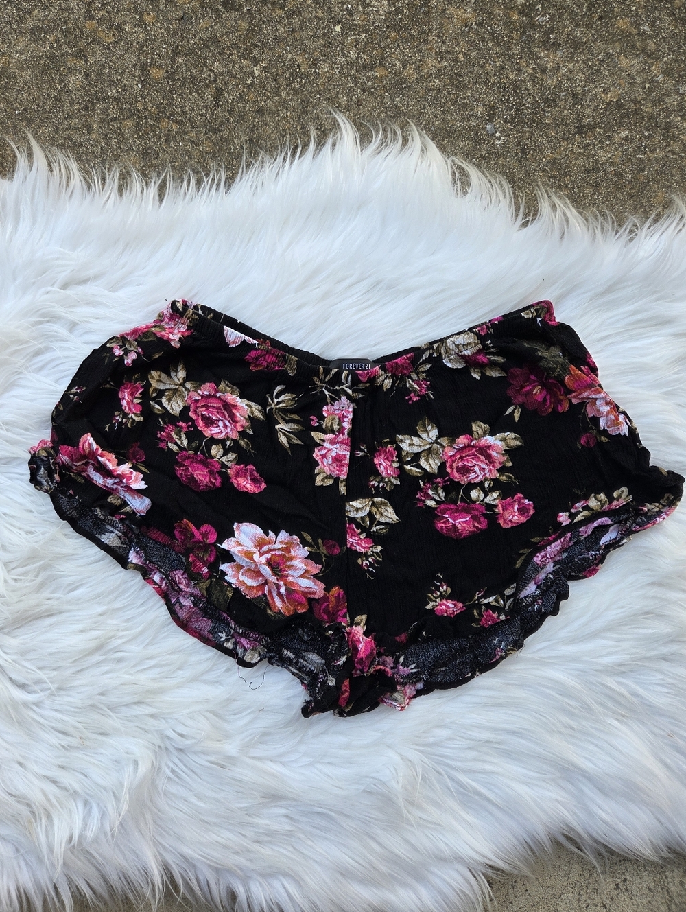 Forever 21 - Floral Shorts - Size Medium
